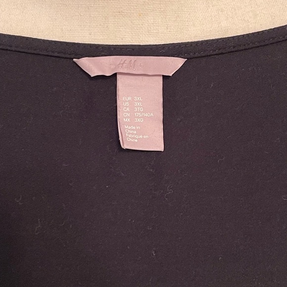 H&M Wrap Blouse - Picture 2 of 4